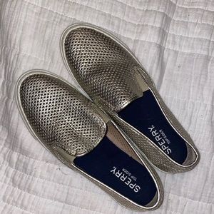 Sperry shoes
